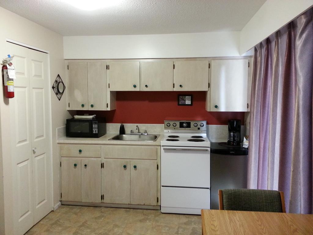 Edgewater Motel Campbell River Zimmer foto