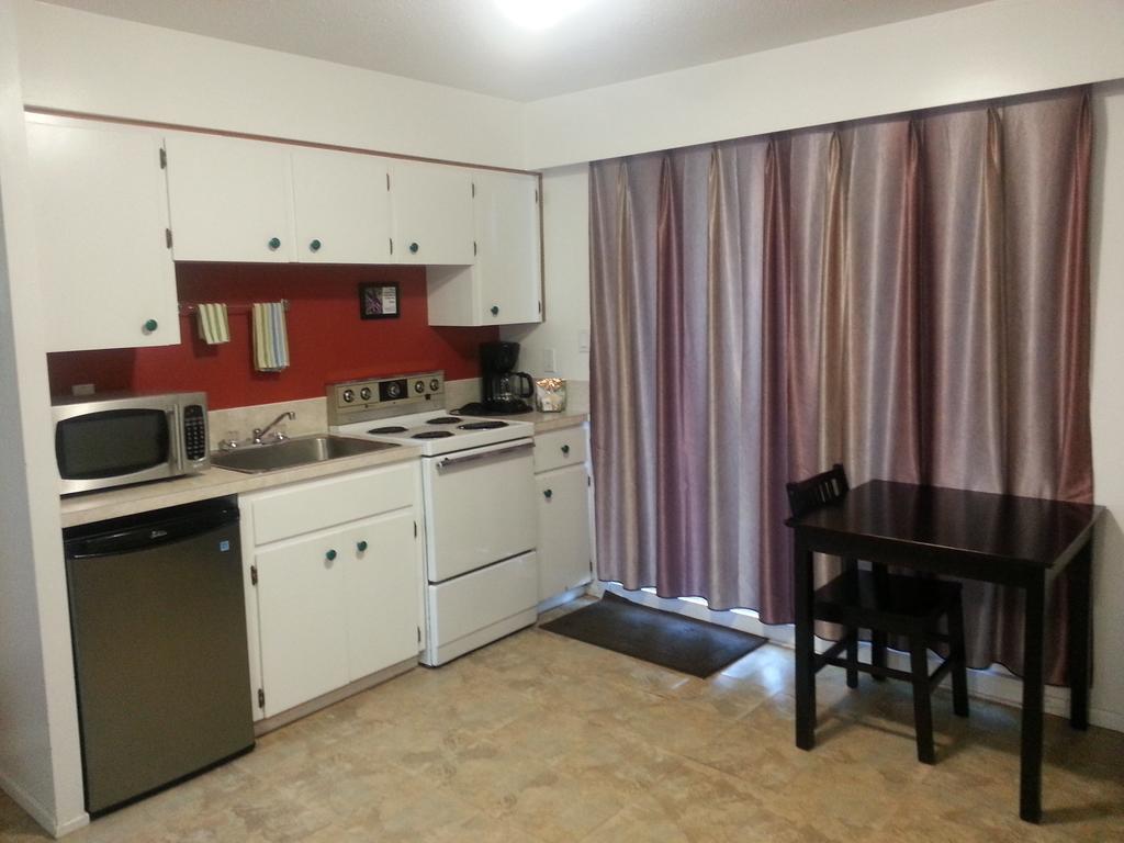 Edgewater Motel Campbell River Zimmer foto